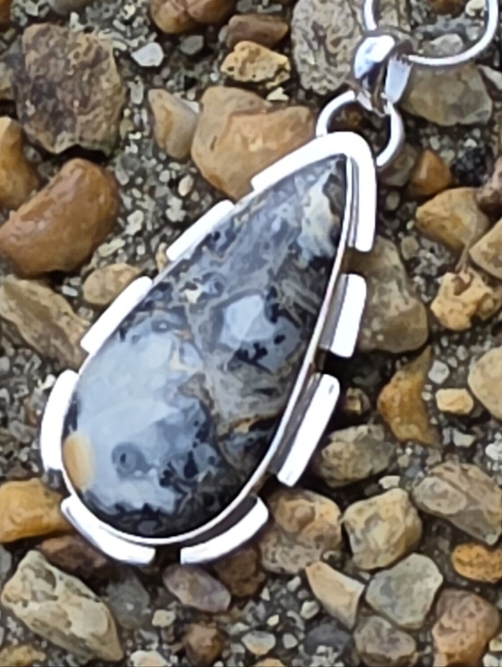 Maligano Jasper Gemstone Pendant In 925 Sterling Silver Setting (2.15")